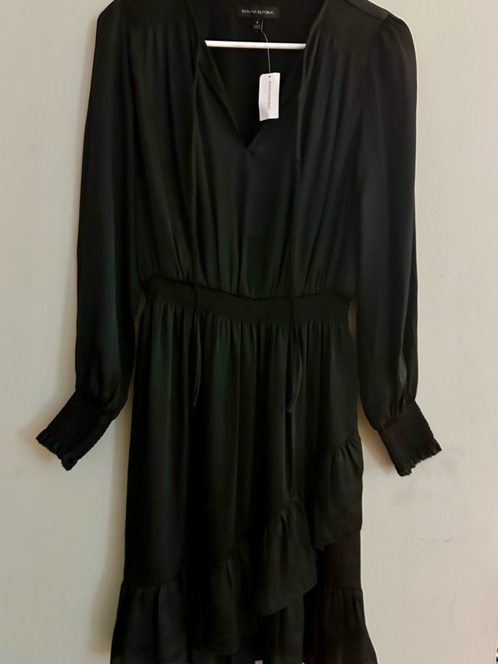 Banana Republic Black Long-Sleeve Dress-M